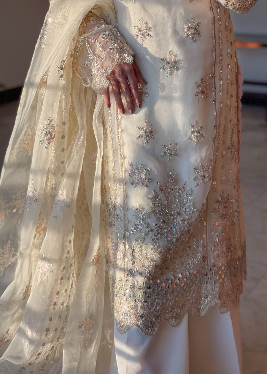 Maria Osama Khan Dastaan Festive Formal 3Pc Suit DS-03 Hoor