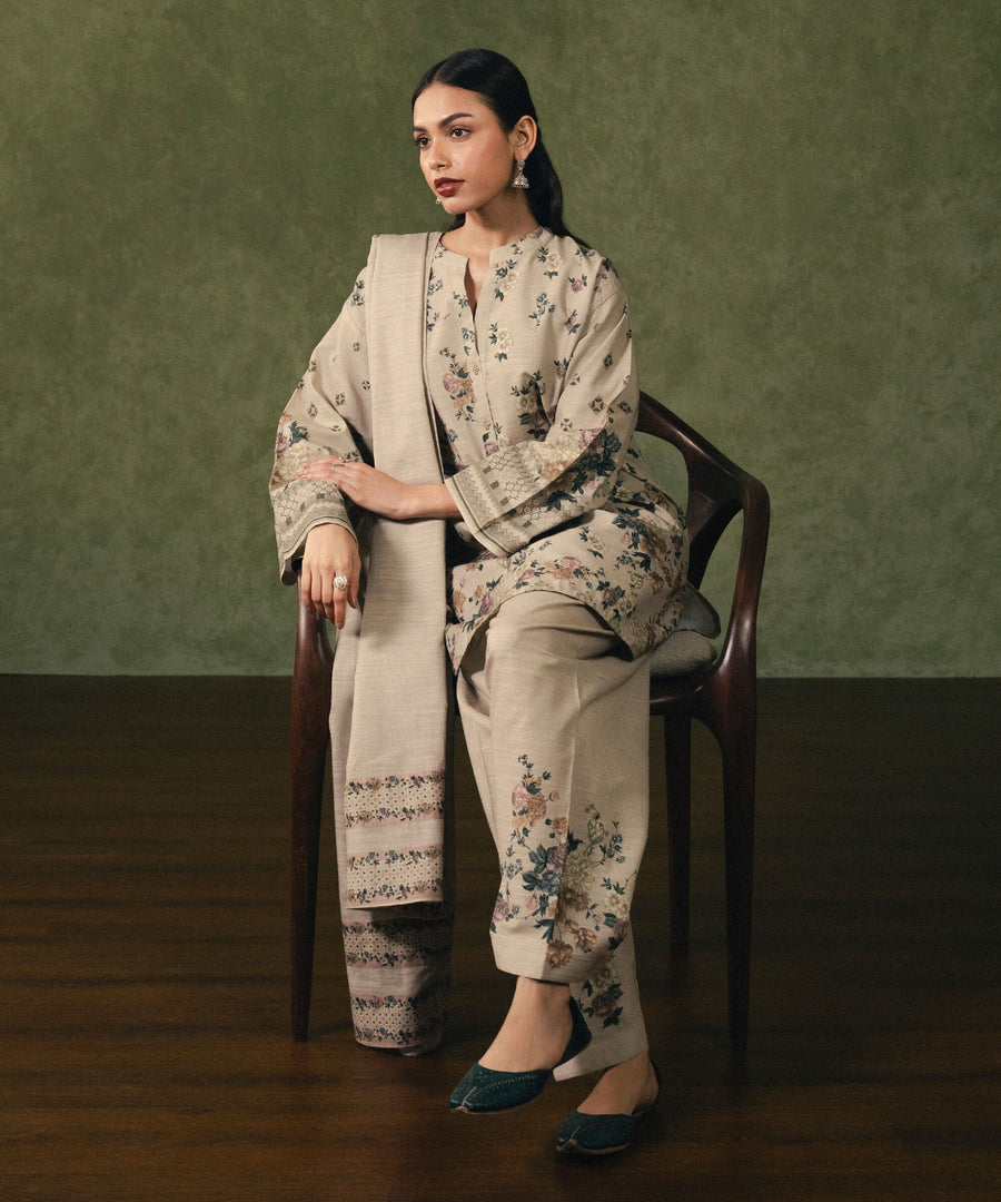 Sapphire Printed Khaddar Unstitched 3Pc Suit 00U3PDY25V91