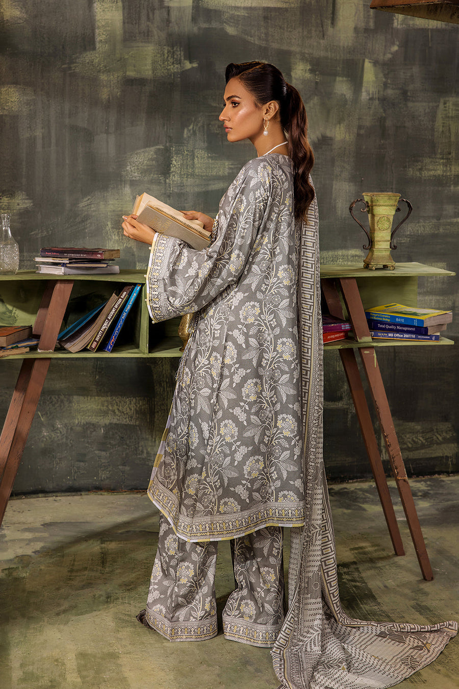 Melora by Safwa Digital Printed Doria Viscose Unstitched 3Pc Suit MLO-01