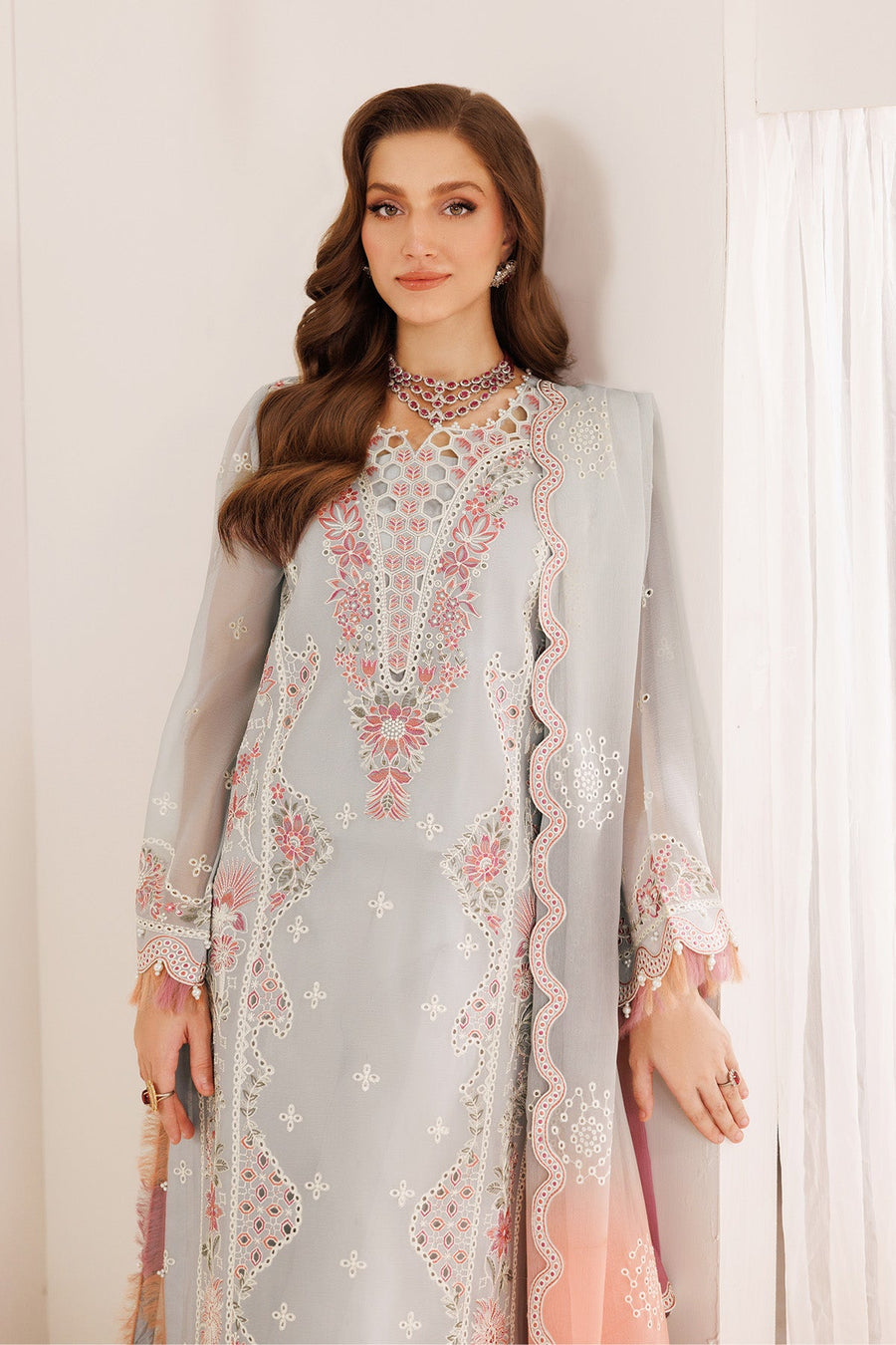 Alizeh Dhaagay Embroidered Chiffon Unstitched 3Pc Suit AF-DHG-5030-Mahrosh