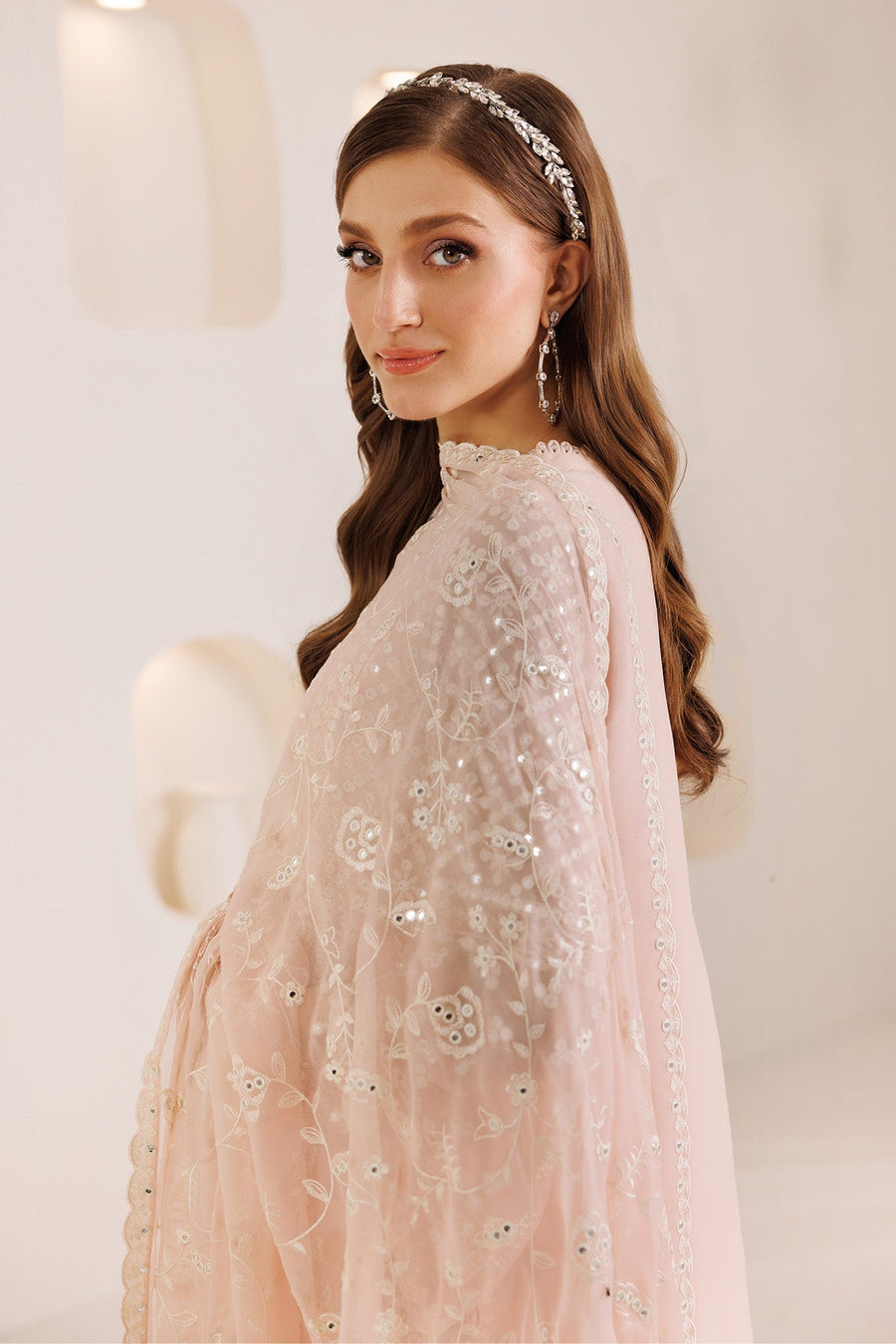 Alizeh Dhaagay Embroidered Chiffon Unstitched 3Pc Suit AF-DHG-5029-Miksha