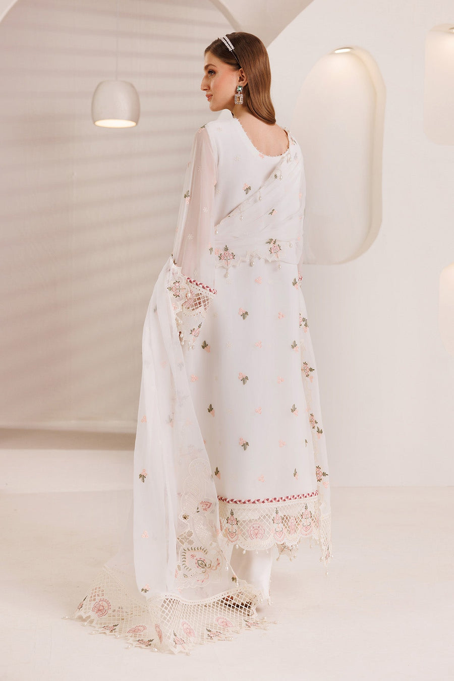 Alizeh Dhaagay Embroidered Chiffon Unstitched 3Pc Suit AF-DHG-5035-Rumman