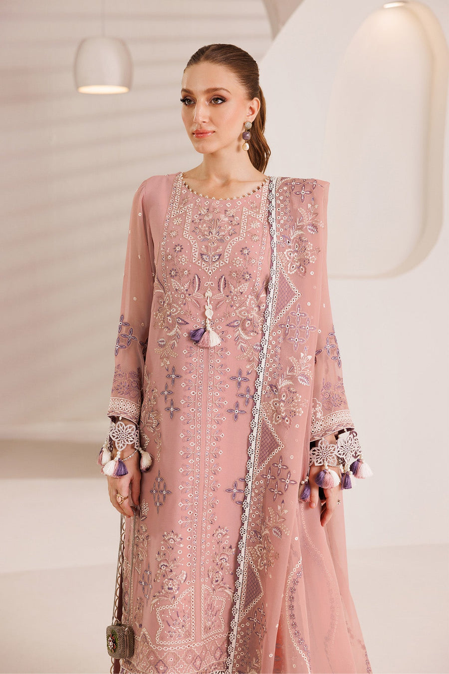 Alizeh Dhaagay Embroidered Chiffon Unstitched 3Pc Suit AF-DHG-5032-Aabia