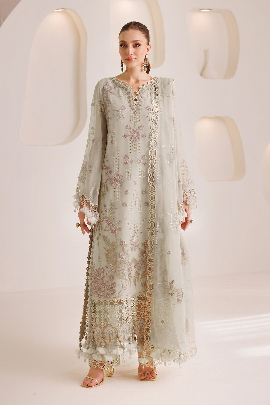 Alizeh Dhaagay Embroidered Chiffon Unstitched 3Pc Suit AF-DHG-5033-Raviyah