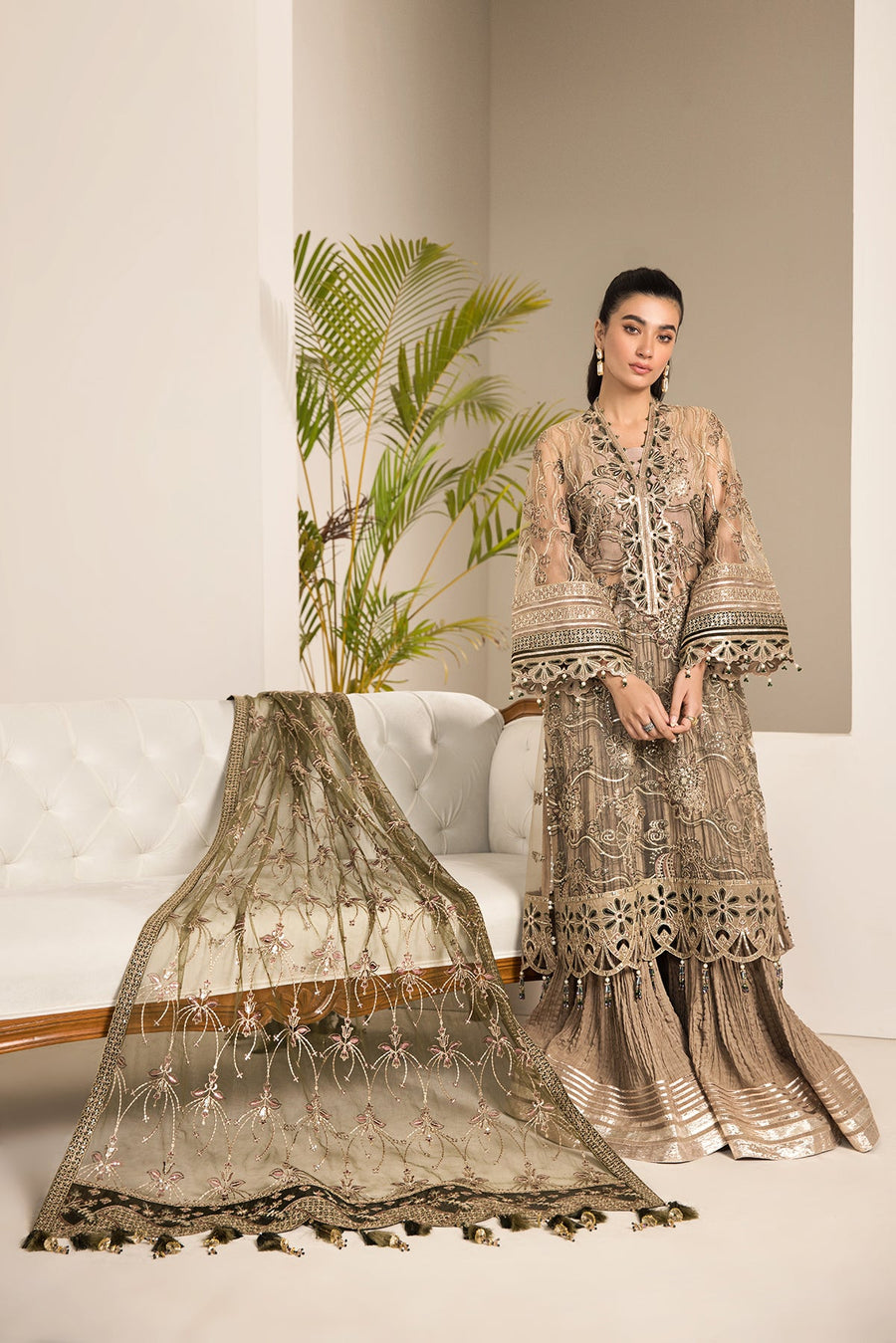 Alizeh Fashion Lamhay Festive Embroidered NEt 3Pc Suit V15D02 - Emhal