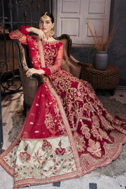 wedding dresses with feathers