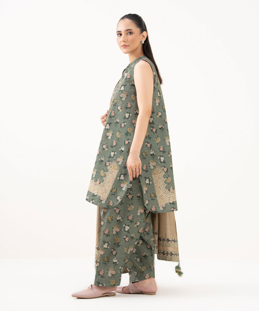 Sapphire Printed Khaddar Unstitched 3Pc Suit 0U3PDY25V95B