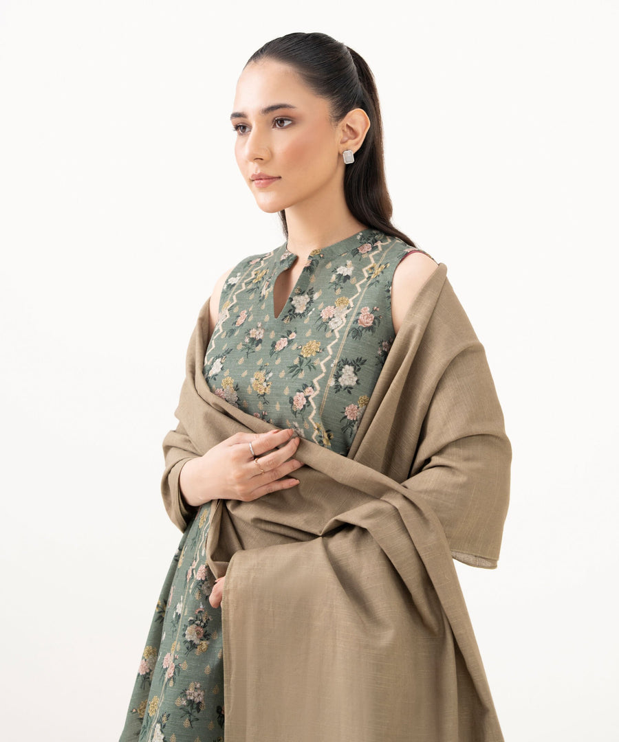 Sapphire Printed Khaddar Unstitched 3Pc Suit 0U3PDY25V95B
