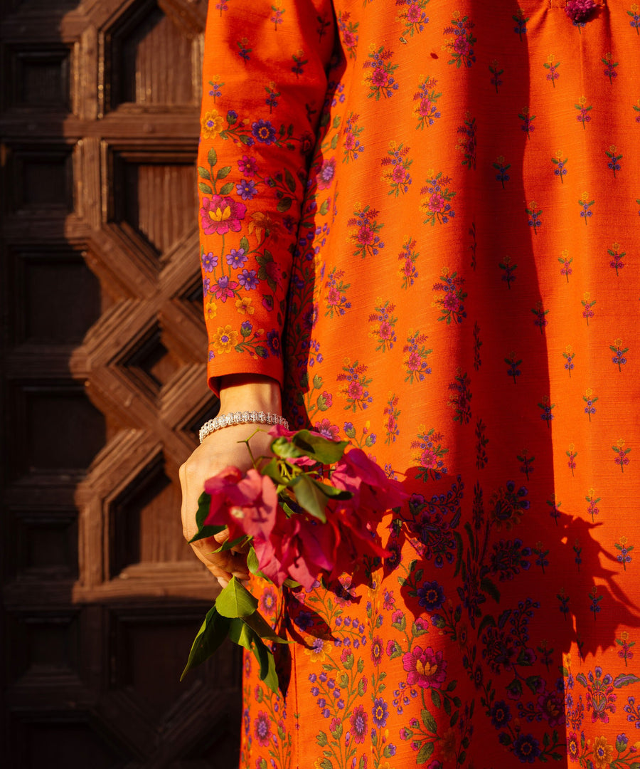 Sapphire Printed Khaddar Unstitched 3Pc Suit 0U3PDY25V966