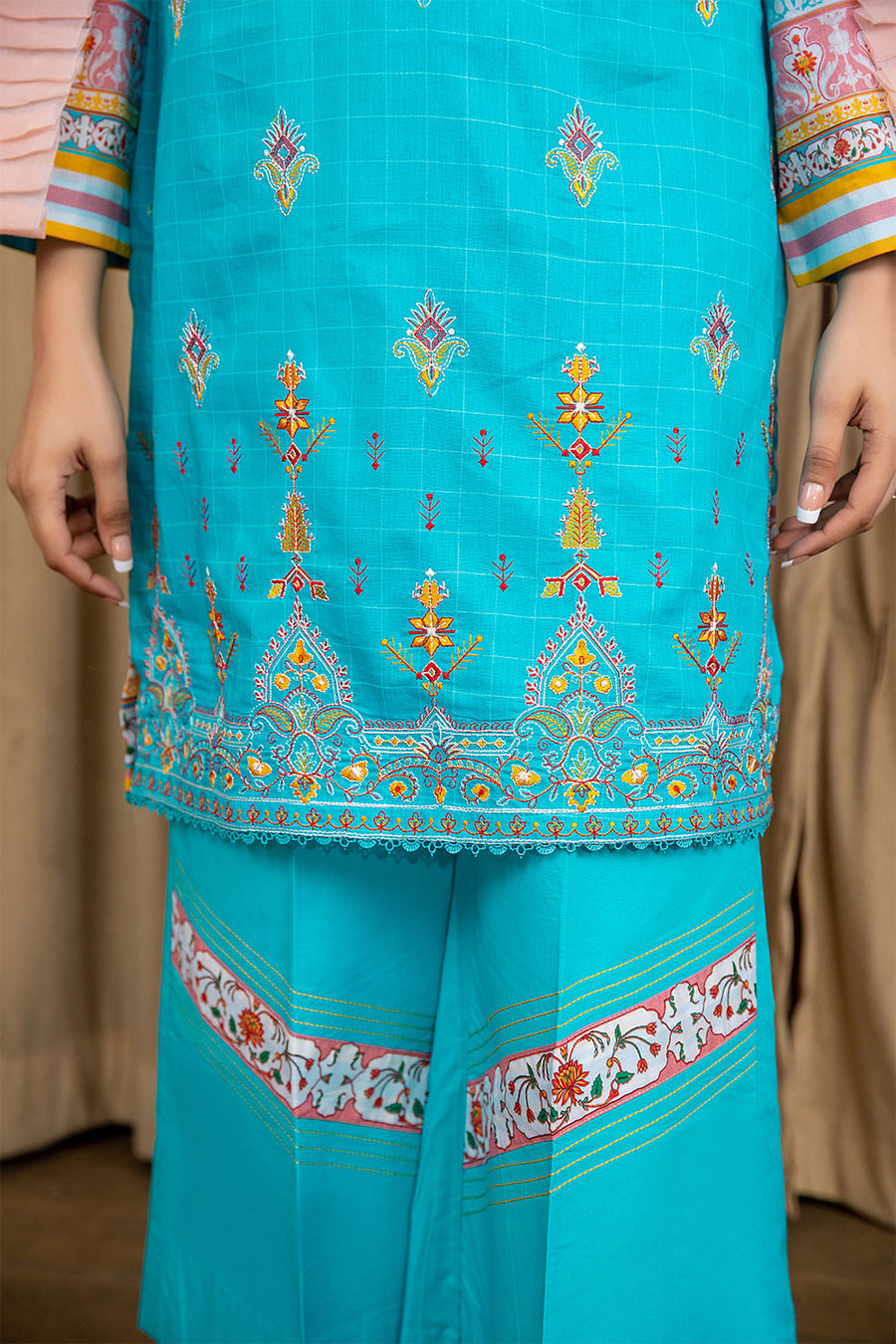 Safwa Bliss Embroidered Lawn Unstitched 3Pc Suit SBL-06