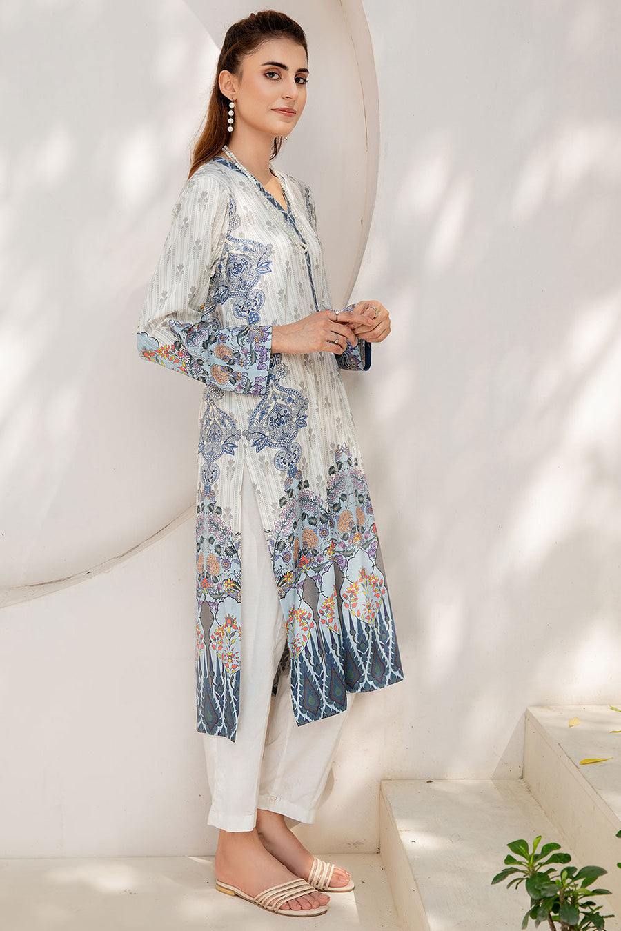 Safwa Tia Digital Printed Viscose Unstitched 1Piece Kurti VTC-10