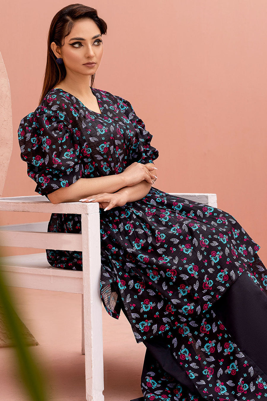 Safwa Orla Unstitched Printed Lawn 2Piece Suit - OR 62