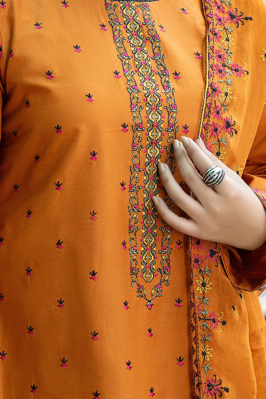 Safwa Clara Premium Embroidered Cotton Lawn Unstitched 3Pc Suit CAA-03