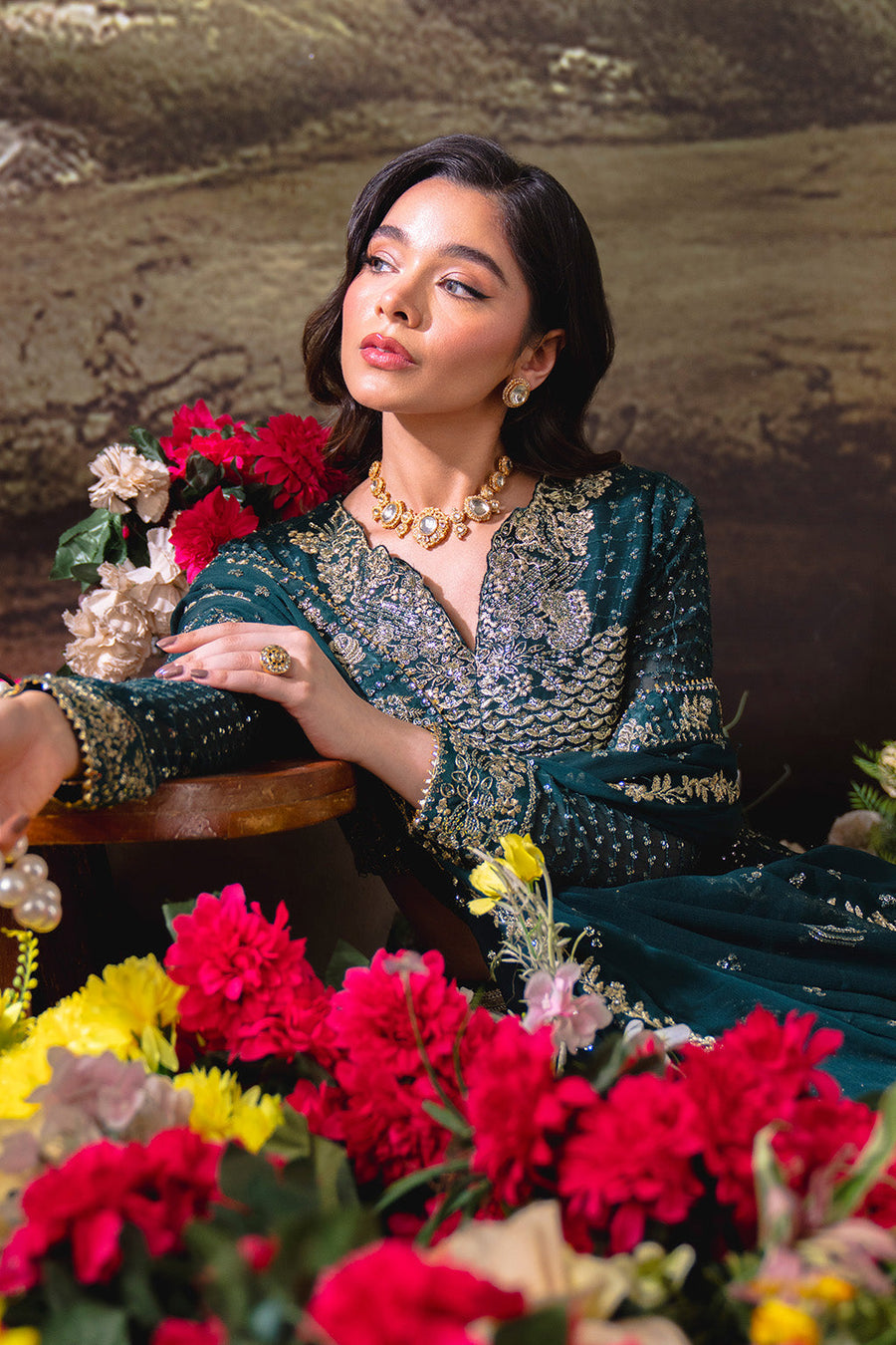 Neeshay Dastaan Embroidered Chiffon Unstitched 3Pc Suit - Shahnoor