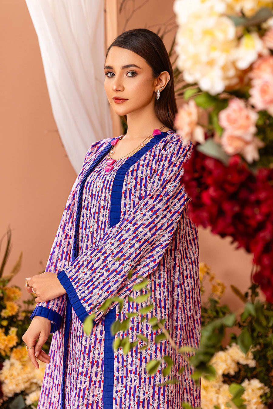 Safwa Orla Unstitched Printed Lawn 2Piece Suit - OR 72