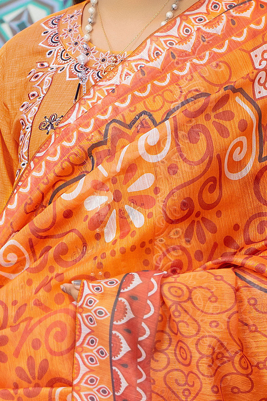 Safwa Embroidered Lawn Pret 3Pc Suit 3P-EMB-117