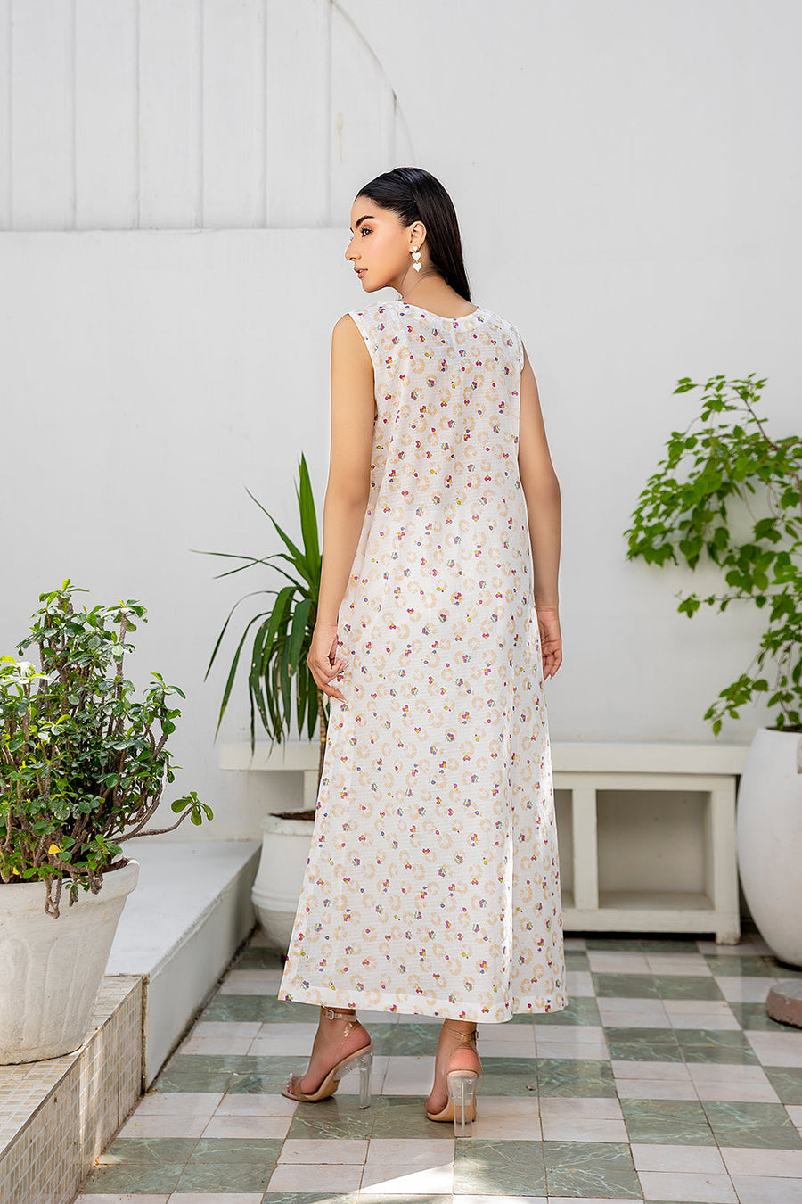 Safwa Orla Unstitched Printed Lawn 2Piece Suit - OR 81