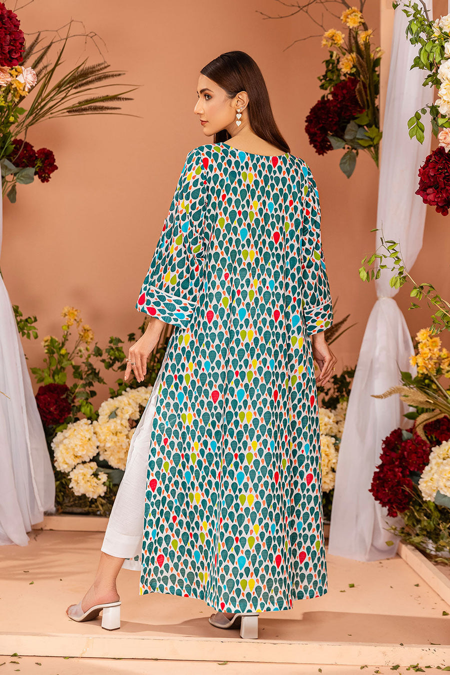 Safwa Orla Unstitched Printed Lawn 2Piece Suit - OR 77