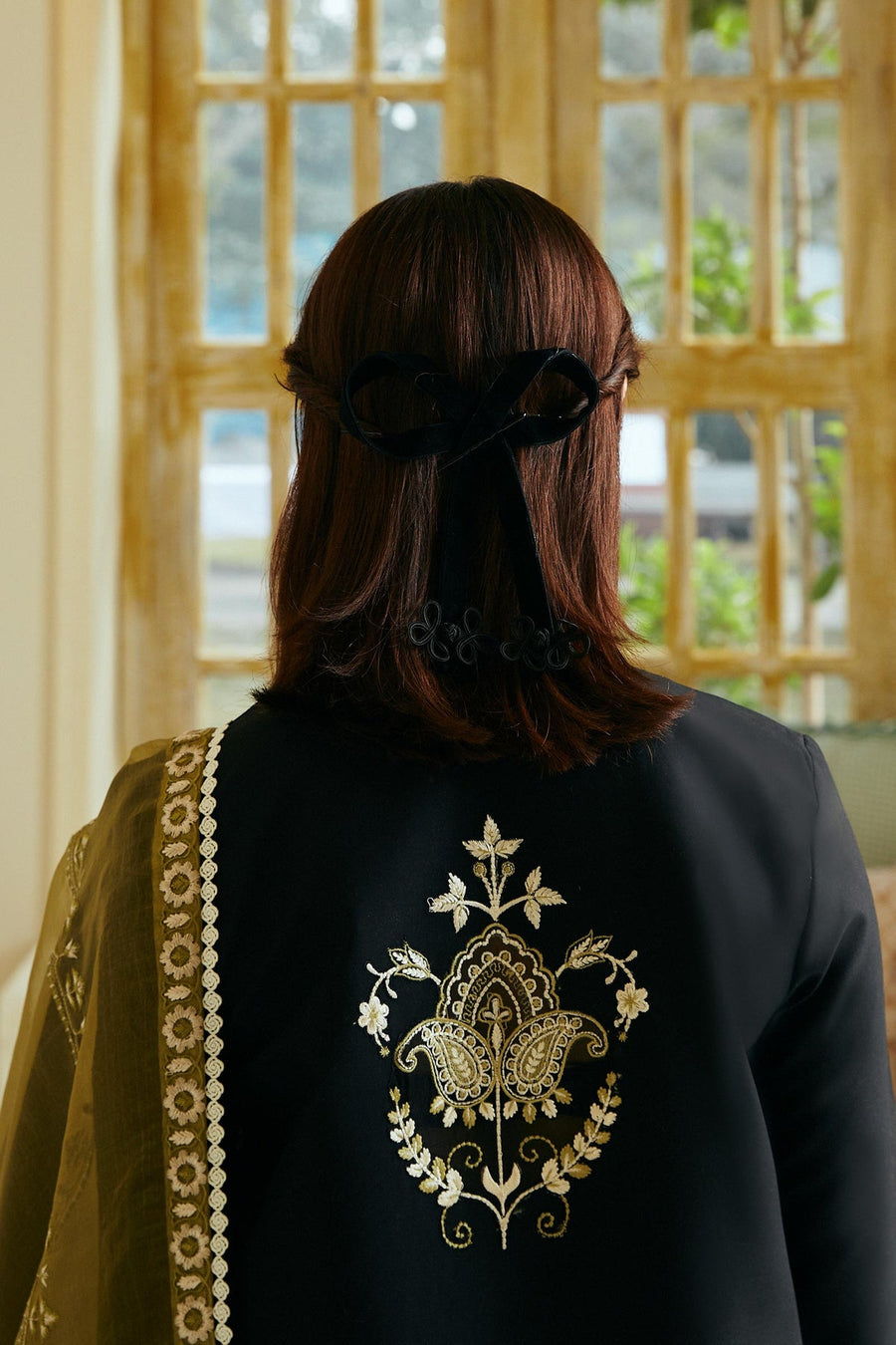Coco by Zara Shahjahan Embroidered Lawn Unstitched 3Pc Suit D-01B ARZOO