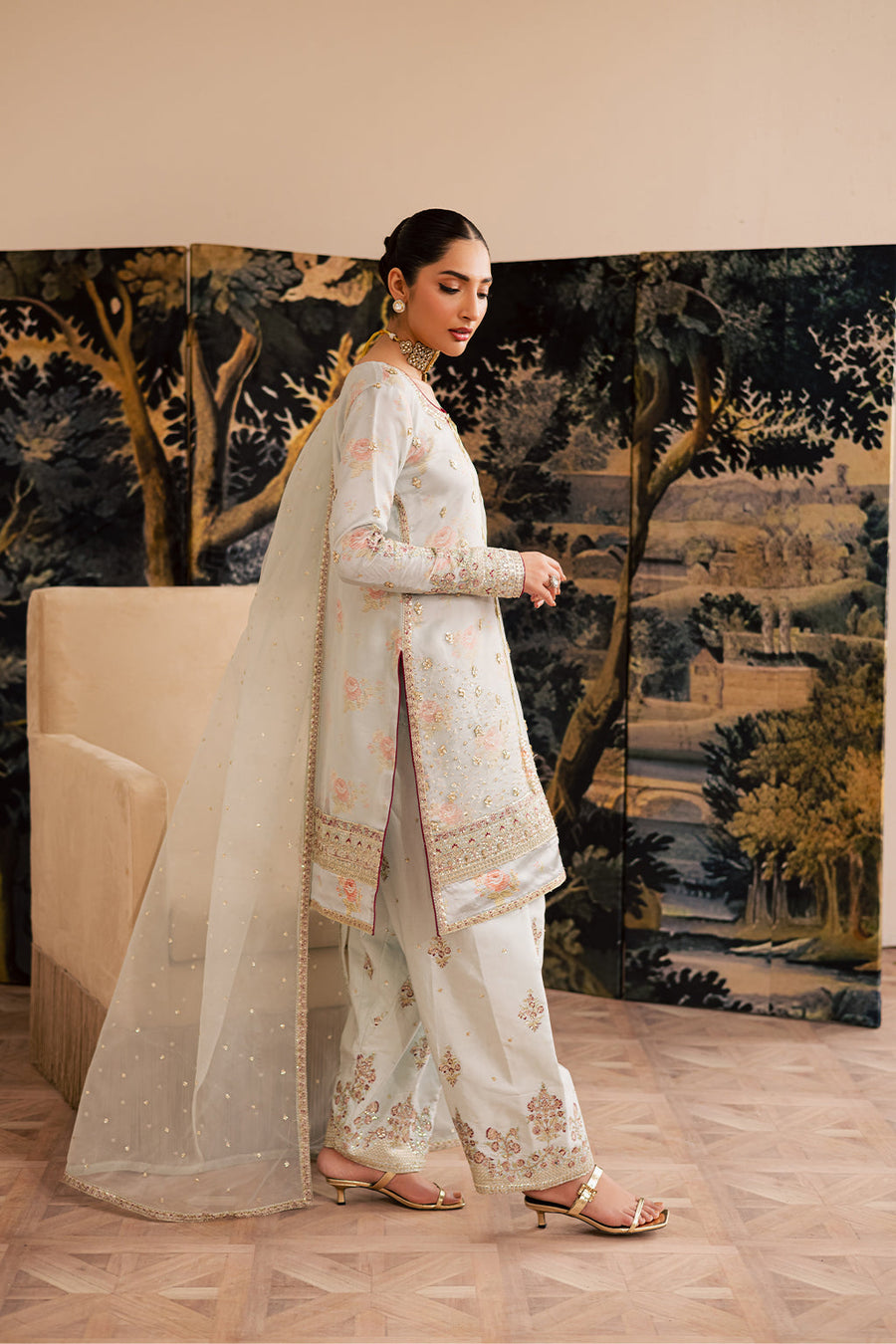 clothes for party wear