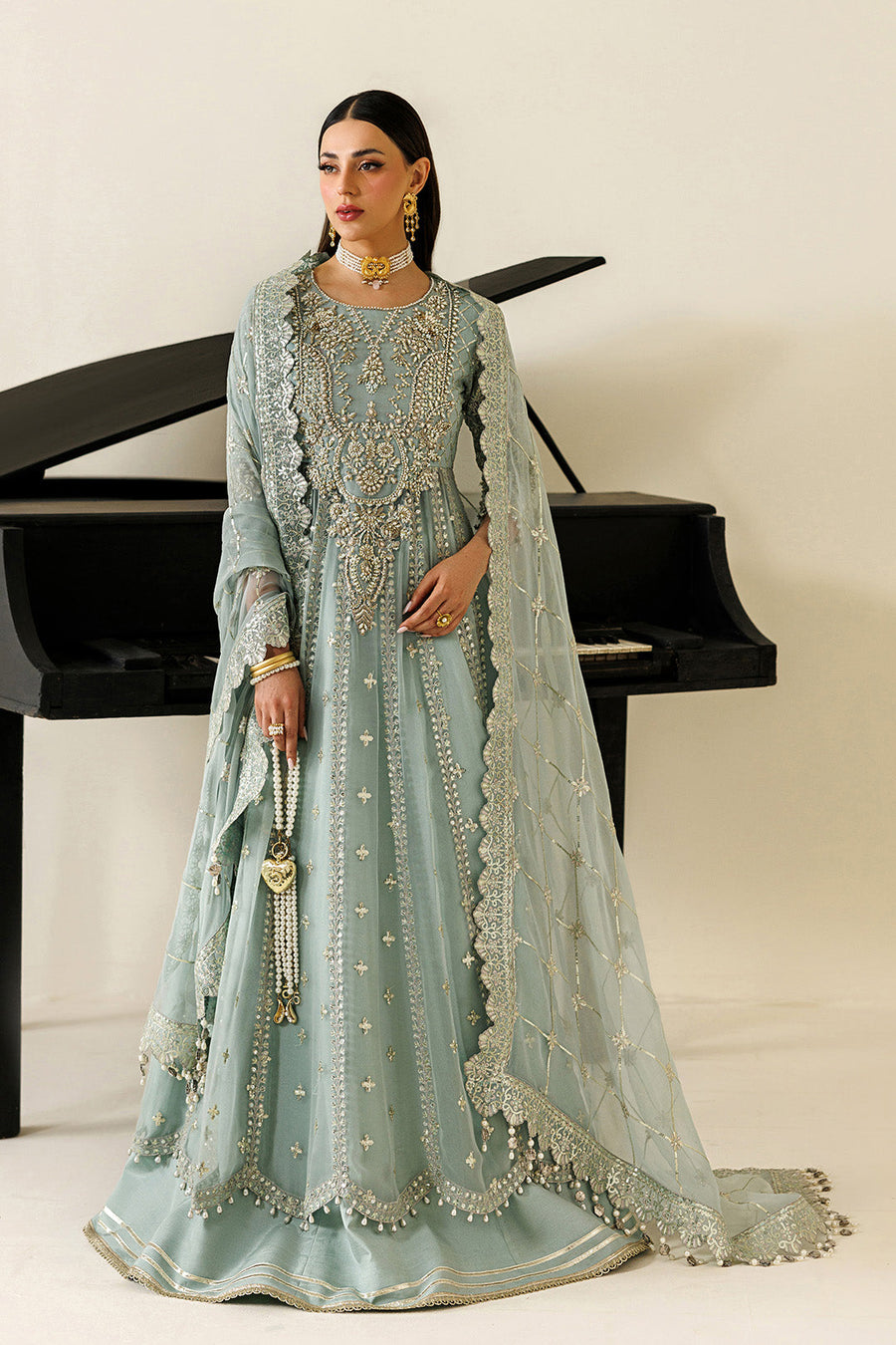 Alizeh Aymal Embroidered Chiffon Unstitched 3Pc SuitAF-BHM-4070-Sinoor