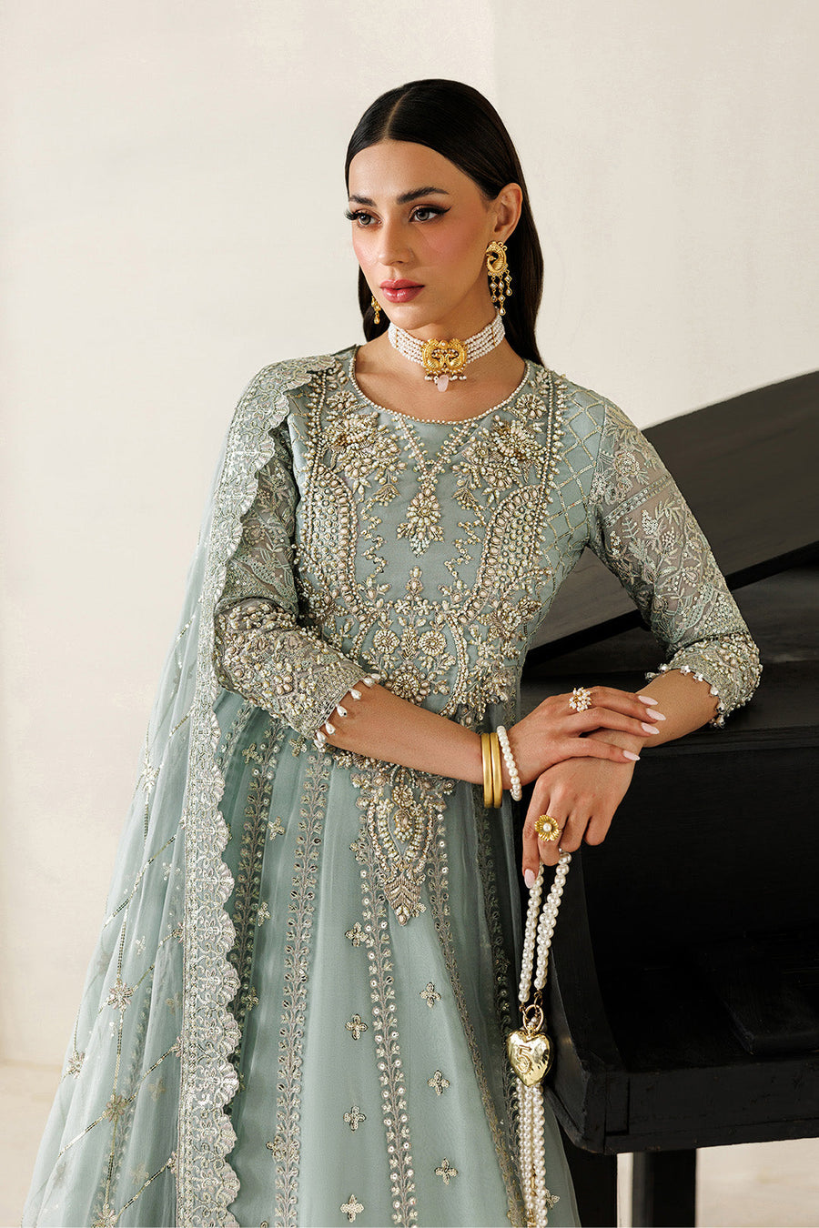Alizeh Aymal Embroidered Chiffon Unstitched 3Pc SuitAF-BHM-4070-Sinoor