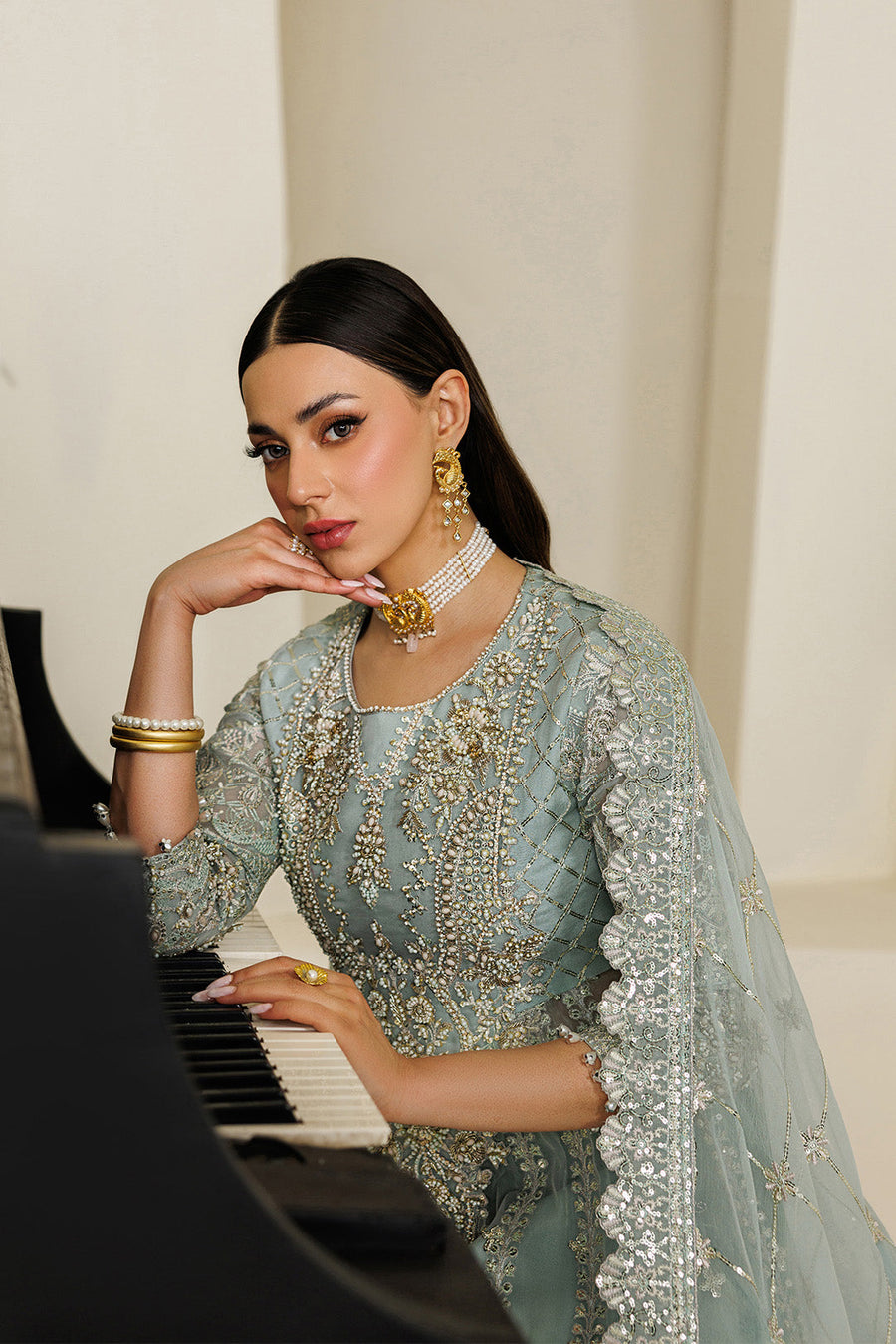 Alizeh Aymal Embroidered Chiffon Unstitched 3Pc SuitAF-BHM-4070-Sinoor