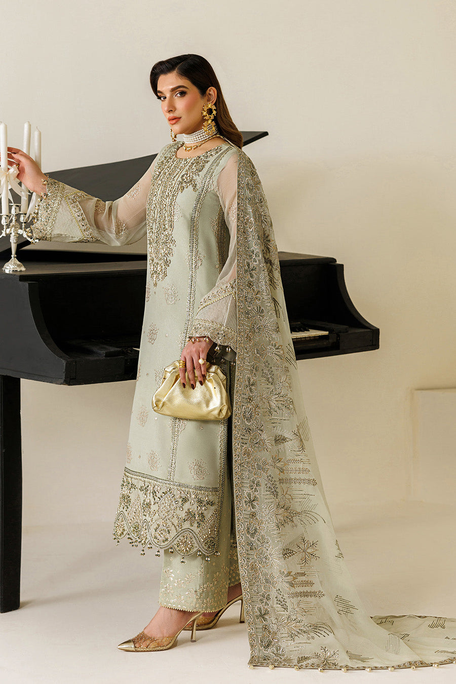 Alizeh Aymal Embroidered Chiffon Unstitched 3Pc SuitAF-BHM-4072-Javi