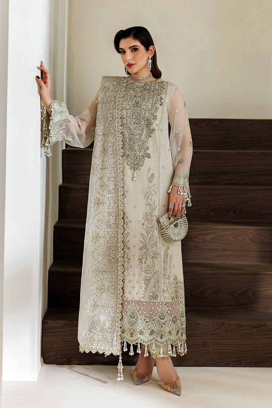 Alizeh Aymal Embroidered Chiffon Unstitched 3Pc SuitAF-BHM-4074-Navya