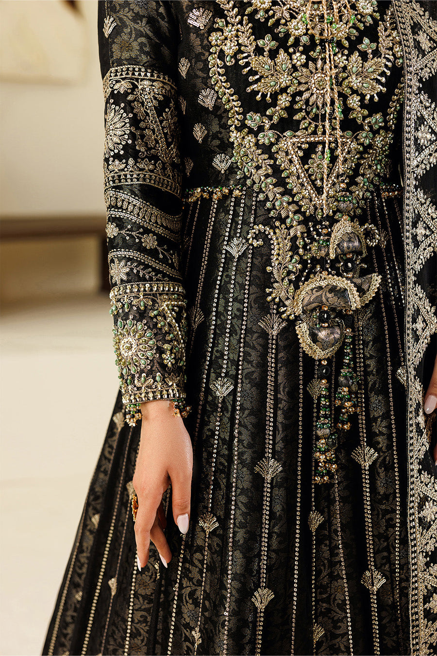Alizeh Aymal Embroidered Chiffon Unstitched 3Pc SuitAF-BHM-4073-Blanc