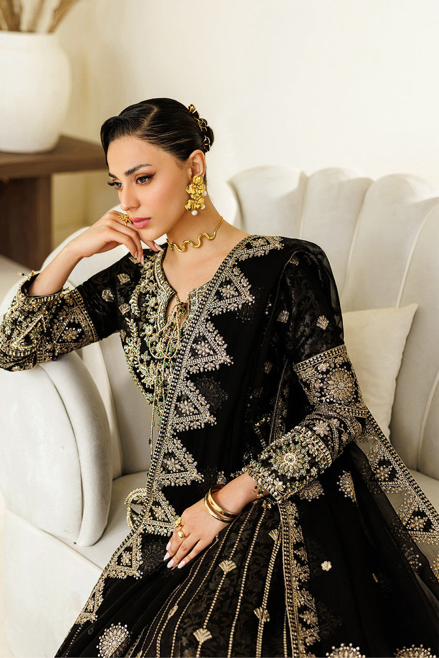 Alizeh Aymal Embroidered Chiffon Unstitched 3Pc SuitAF-BHM-4073-Blanc