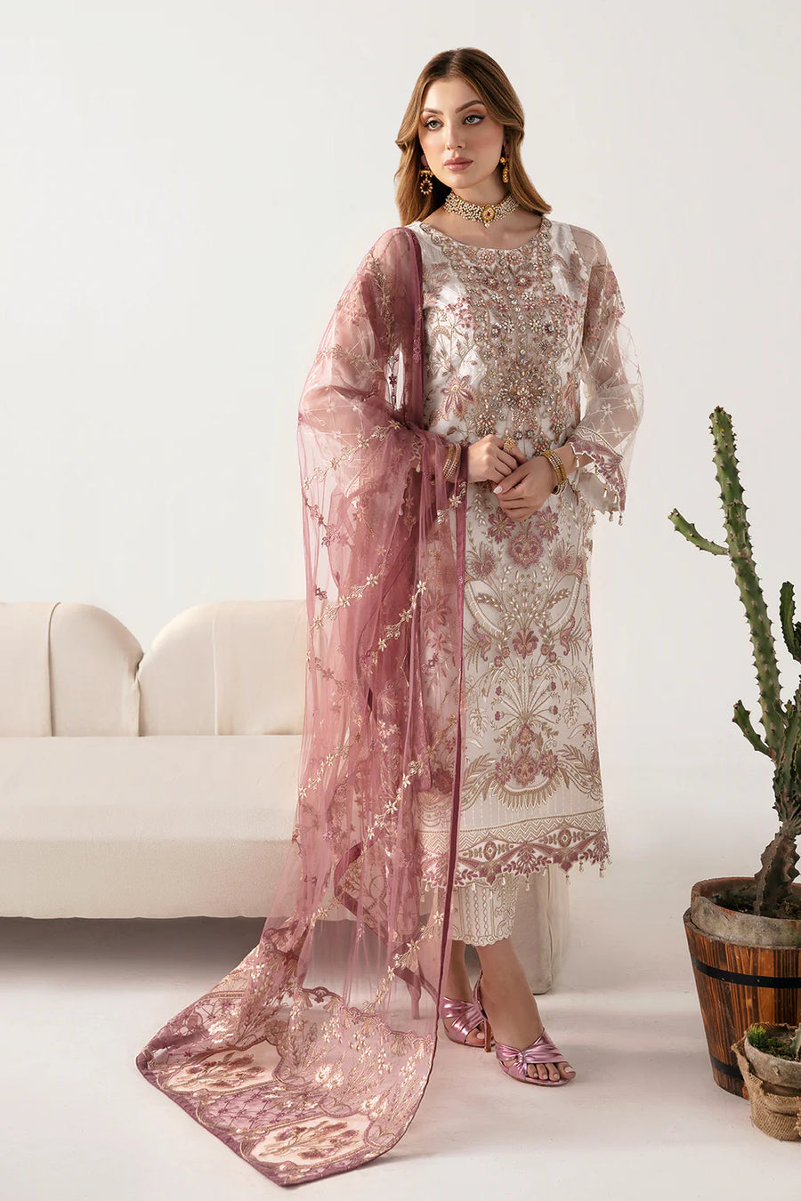 Ramsha Minhal Vol-11 Embroidered Organza Unstitched 3Pc Suit M-1102
