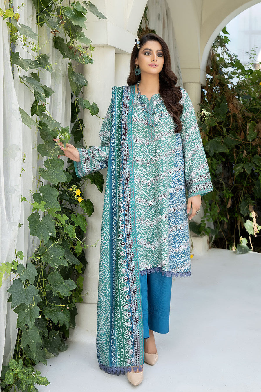 TSC-05 - SAFWA TRENDY DORIA VISCOSE 3-PIECE COLLECTION VOL 01