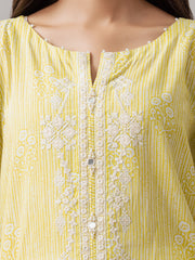edenrobe Premium Embroidered Lawn Unstitched 3Pc Suit EWU22V1-26510
