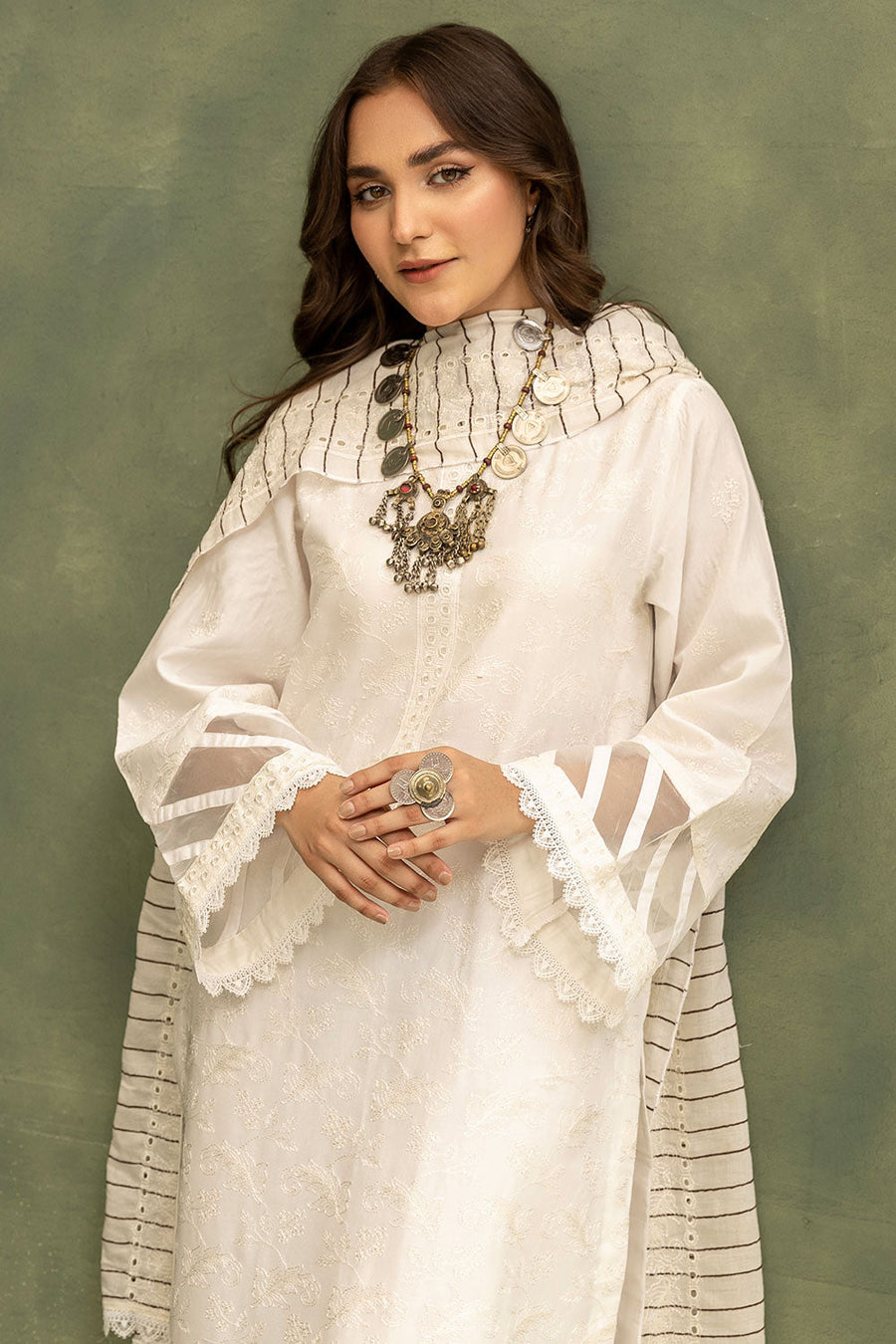 Safwa Arfa Premium Embroidered Lawn Unstitched 3Pc Suit ARF-07