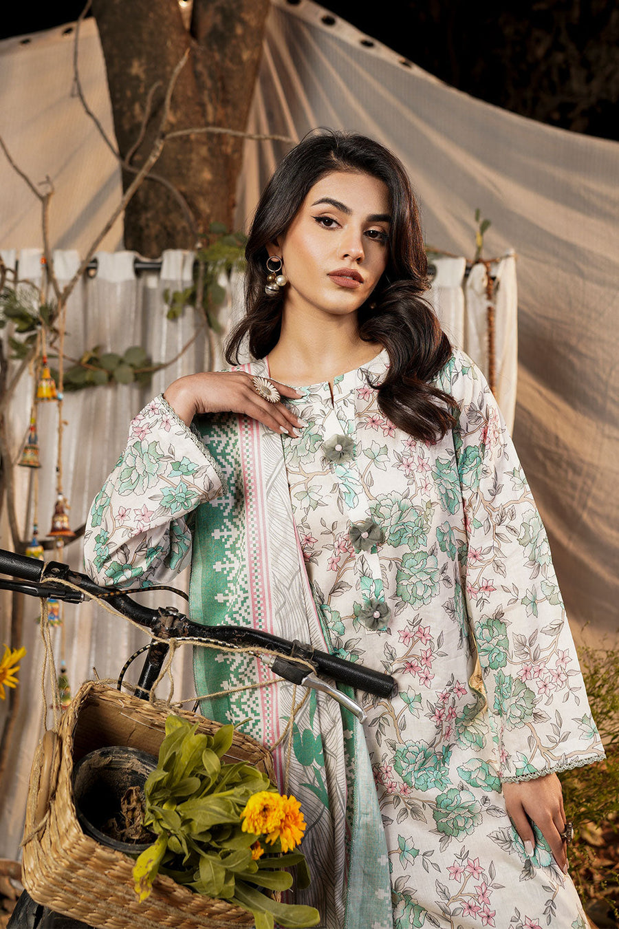 Safwa Printed Lawn Pret 3Pc Suit ( Ready To Wear ) P000516
