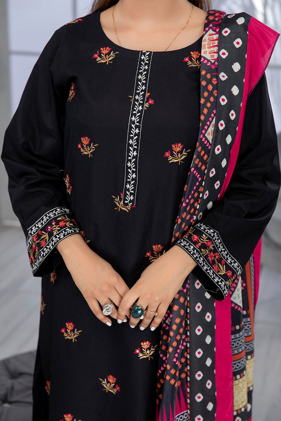 SEC-97 - SAFWA ETSY 3-PIECE EMBROIDERED COLLECTION VOL 08