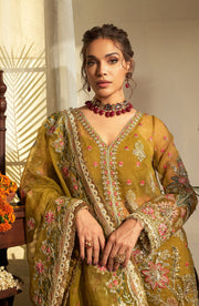 Amber Dress perfect for special occasions | Fabiha Fatima 4