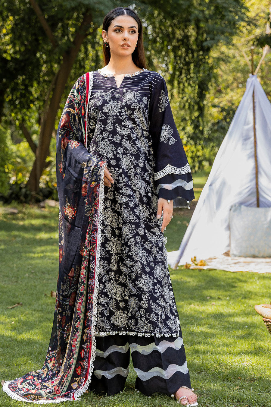 Safwa Spinel Premium Embroidered Lawn Unstitched 3Pc Suit SPN-07