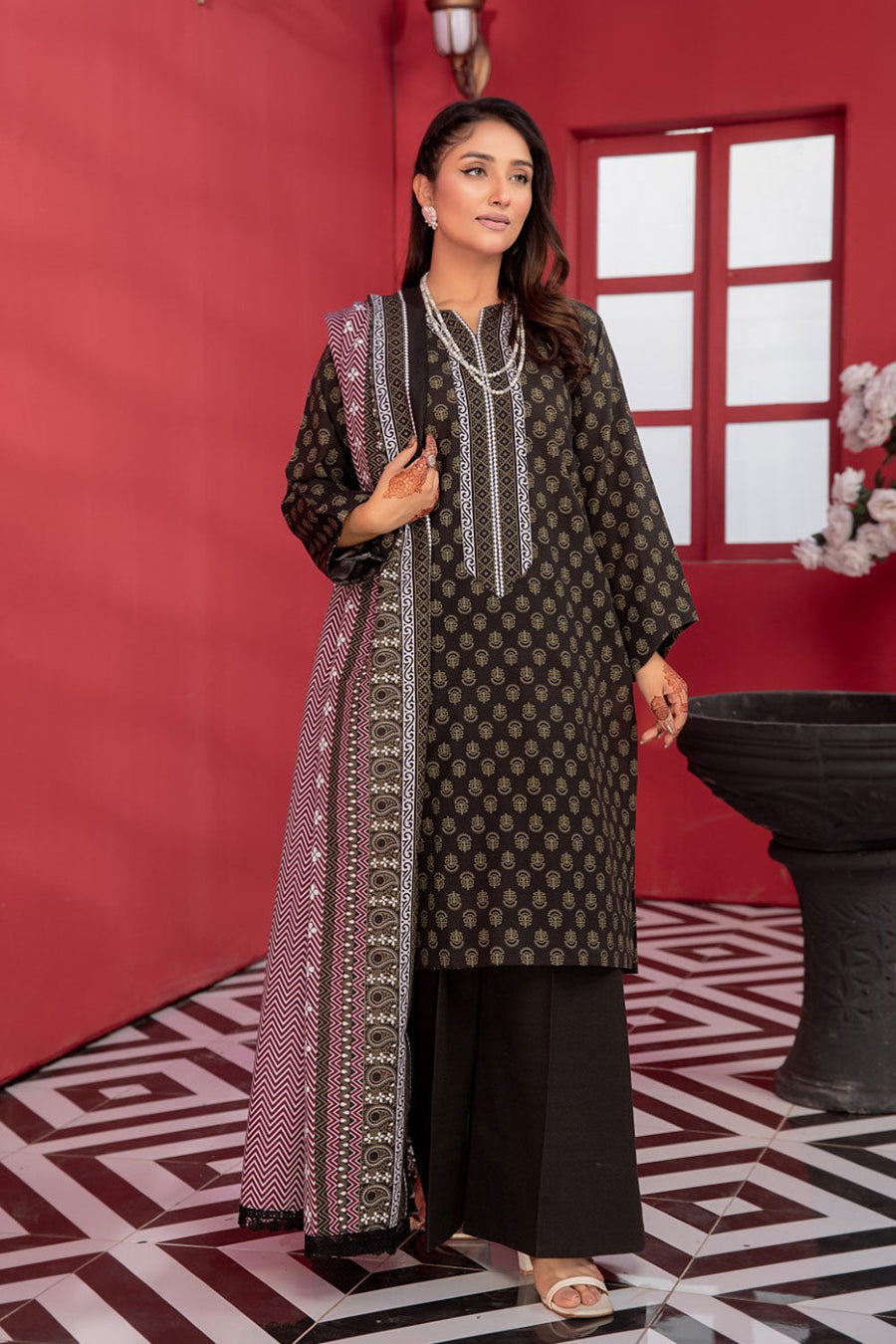 SGL-17 - SAFWA GLORIA KHADDAR 3 PIECE COLLECTION