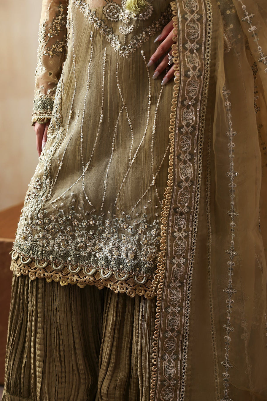 Zarposh Jahanara Festive Embroidered Organza Unstitched 3Pc Suit - Zarqash