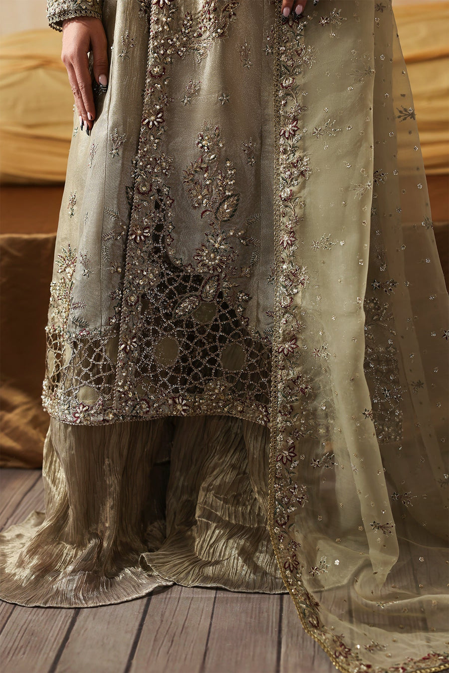 Zarposh Jahanara Festive Embroidered Indian Tissue Unstitched 3Pc Suit - Areezah