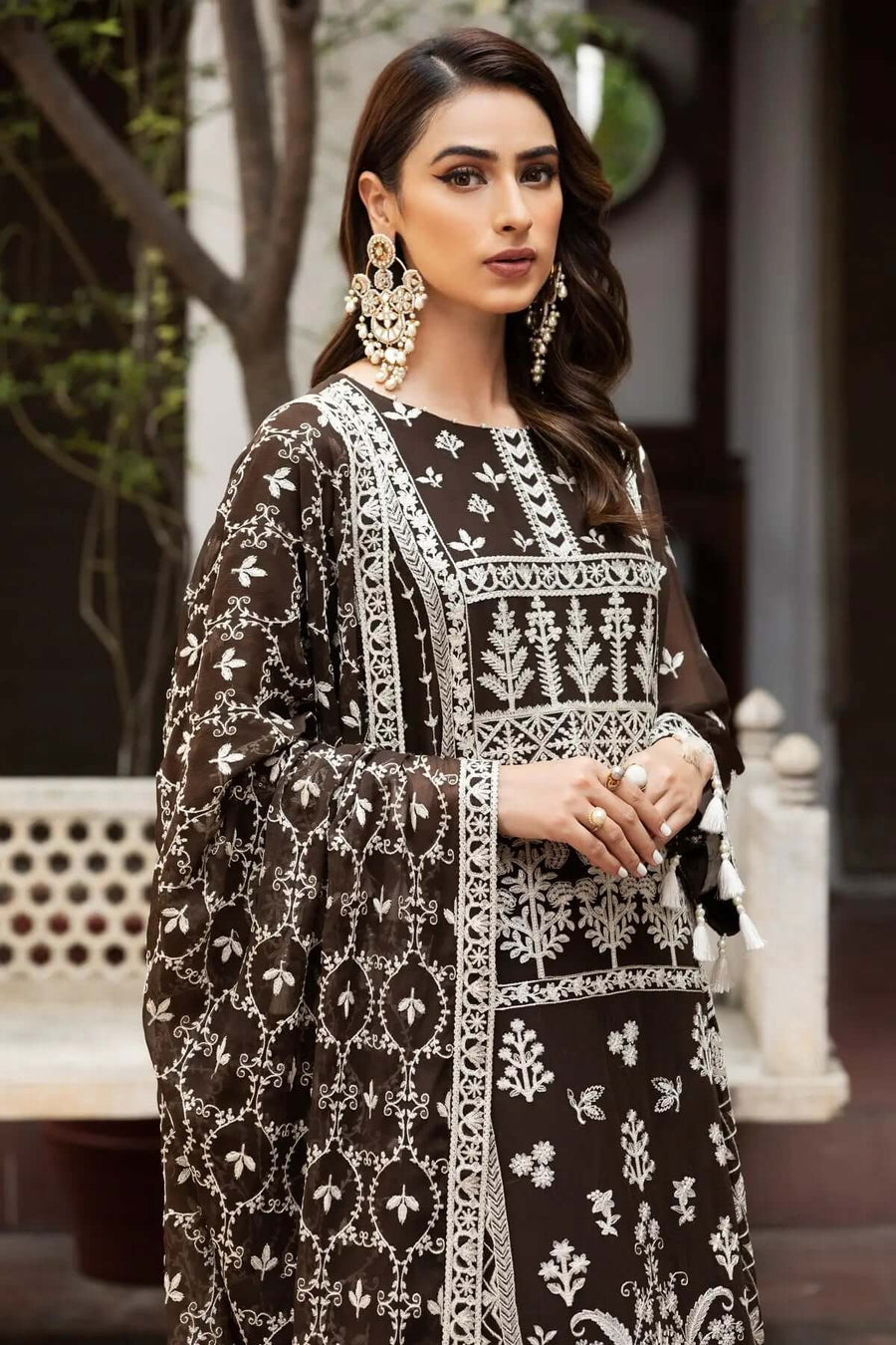 Alizeh Fashion Shahtaj Formal Wedding Embroidered 3PC Suit D-08 Naqsh