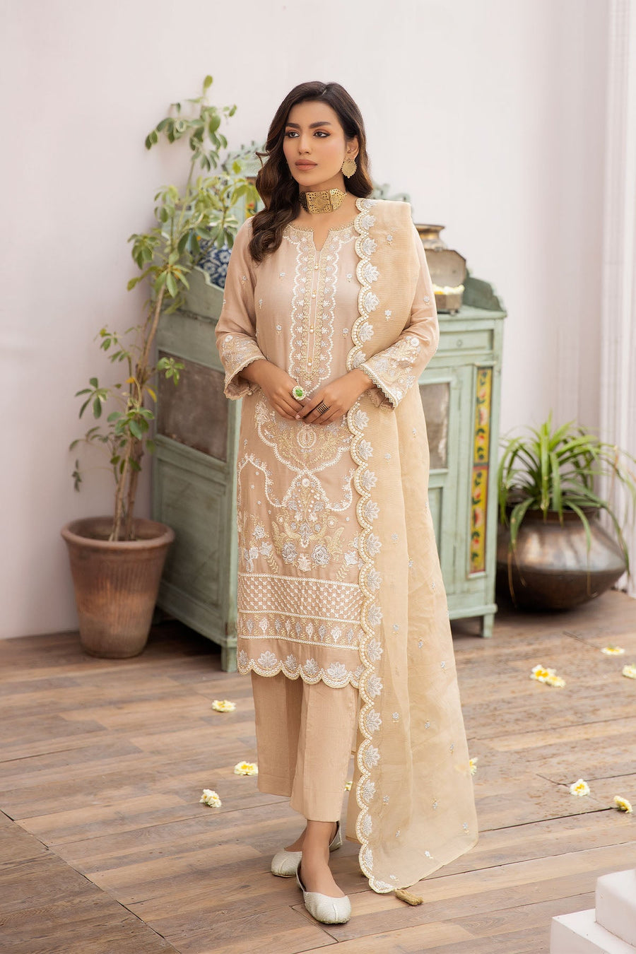La Rosaa Festive Eid Embroidered Self Lawn Ready to Wear 3Pc Suit LE-24-04