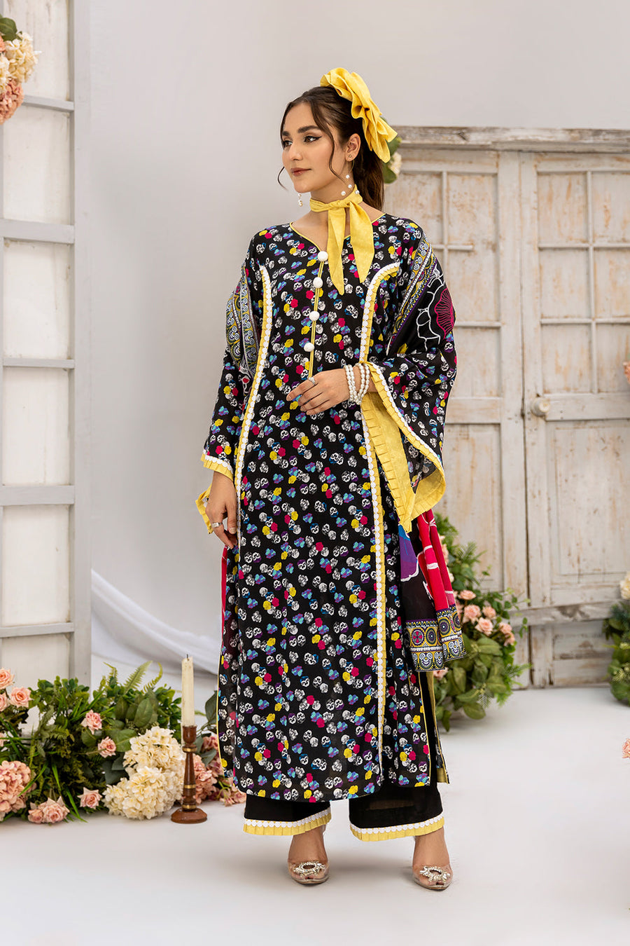 Safwa Praha Vol-07 Fine Digital Printed Lawn Unstitched 3Pc Suit SPH-69