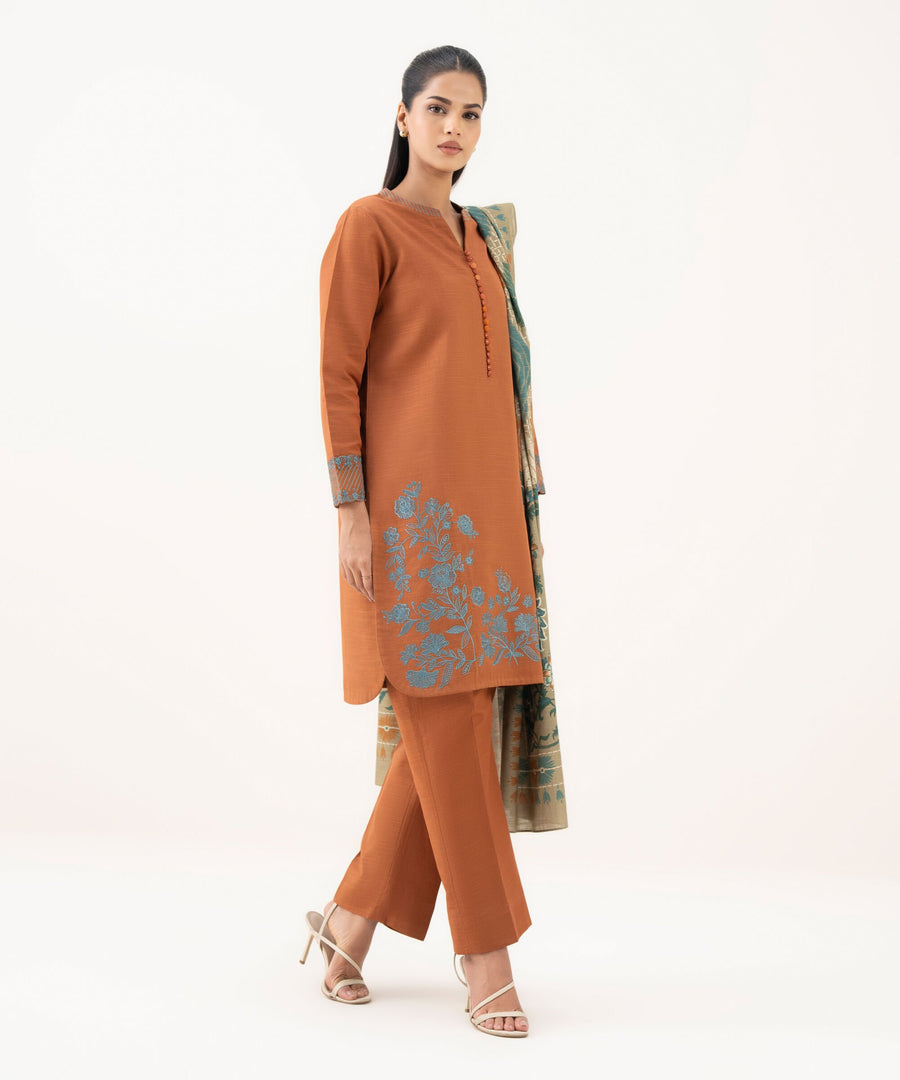 Sapphire Embroidered Light Khaddar Unstitched 3Pc Suit 3PEDY25V811B