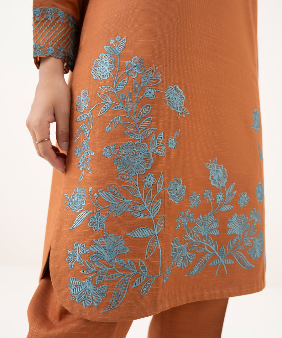 Sapphire Embroidered Light Khaddar Unstitched 3Pc Suit 3PEDY25V811B