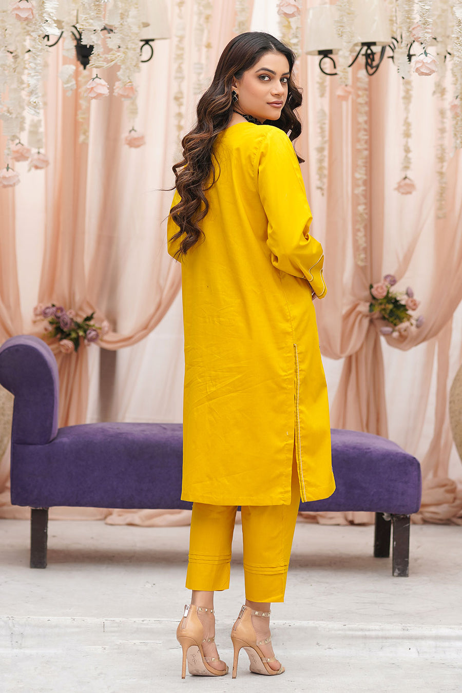 Safwa Embroidered Lawn Pret 2Pc Suit ( Shirt / Trouser ) 3R1-2P-EMB-02