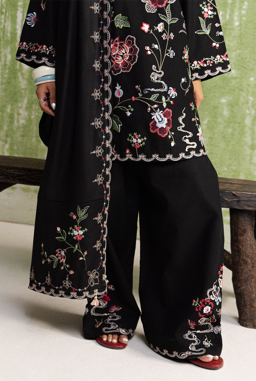 Coco Zara Shahjahan Embroidered Khaddar Unstitched 3Pc D-8A NAIRANG