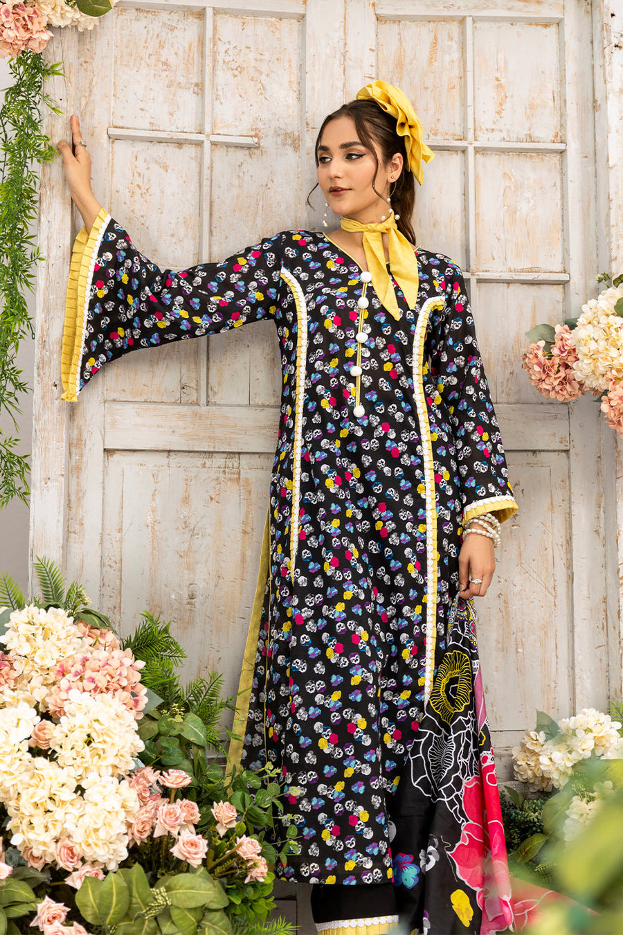 Safwa Praha Vol-07 Fine Digital Printed Lawn Unstitched 3Pc Suit SPH-69